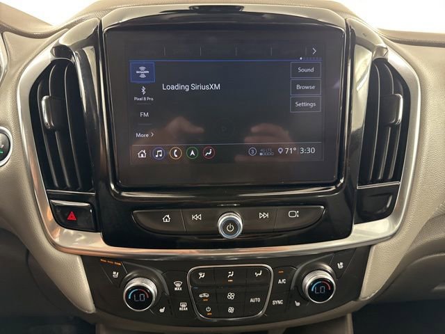 Used 2021 Chevrolet Traverse Premier image 25
