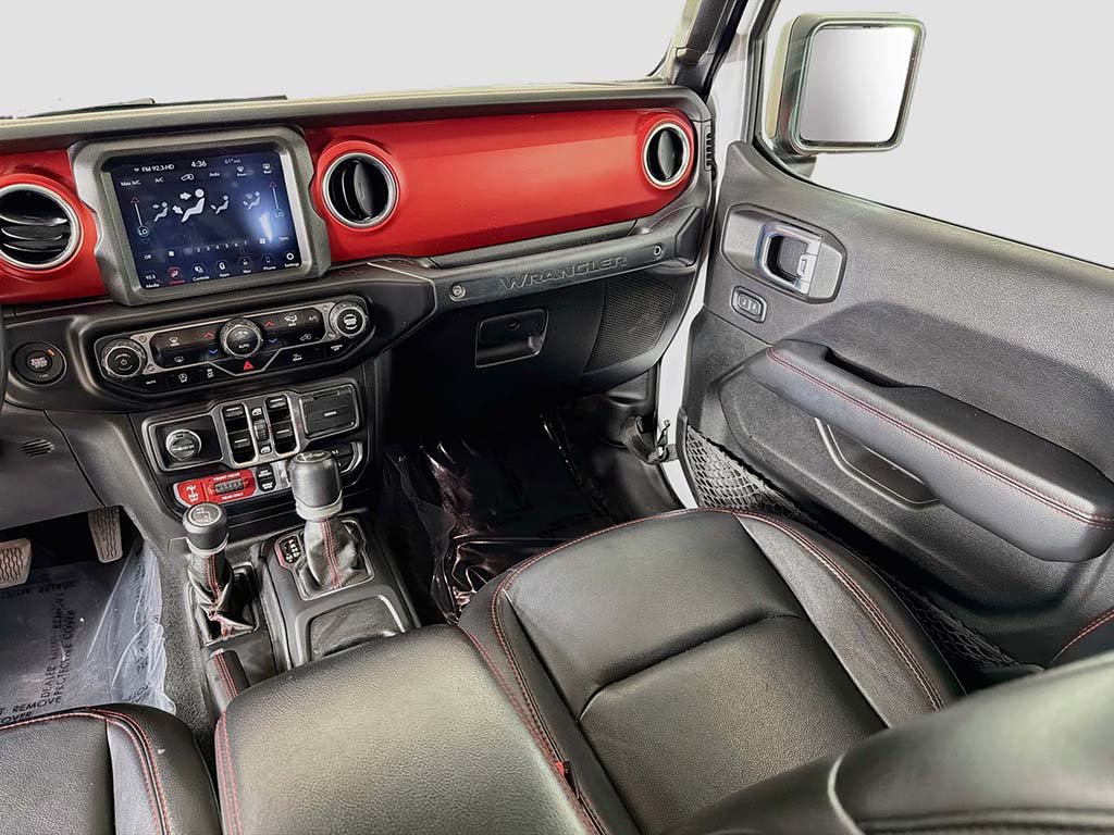 Used 2021 Jeep Wrangler Unlimited Rubicon w/ Uconnect 4C Nav & Sound Group AWD/4WD image 27