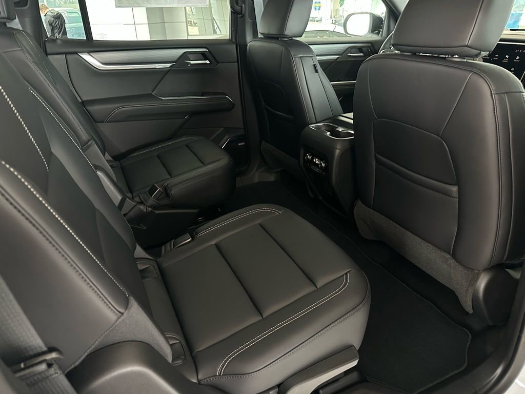 New 2026 GMC Acadia Elevation w/ Super Cruise Package image 17