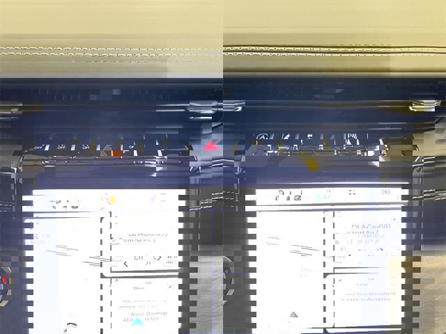 Used 2023 Jeep Grand Cherokee Overland w/ Adv Protech Group III image 25