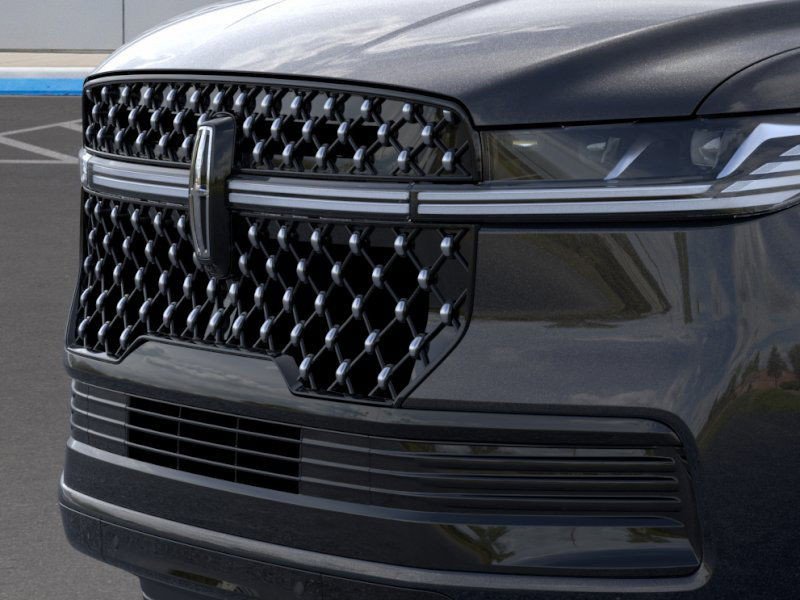 New 2025 Lincoln Navigator L Black Label image 17