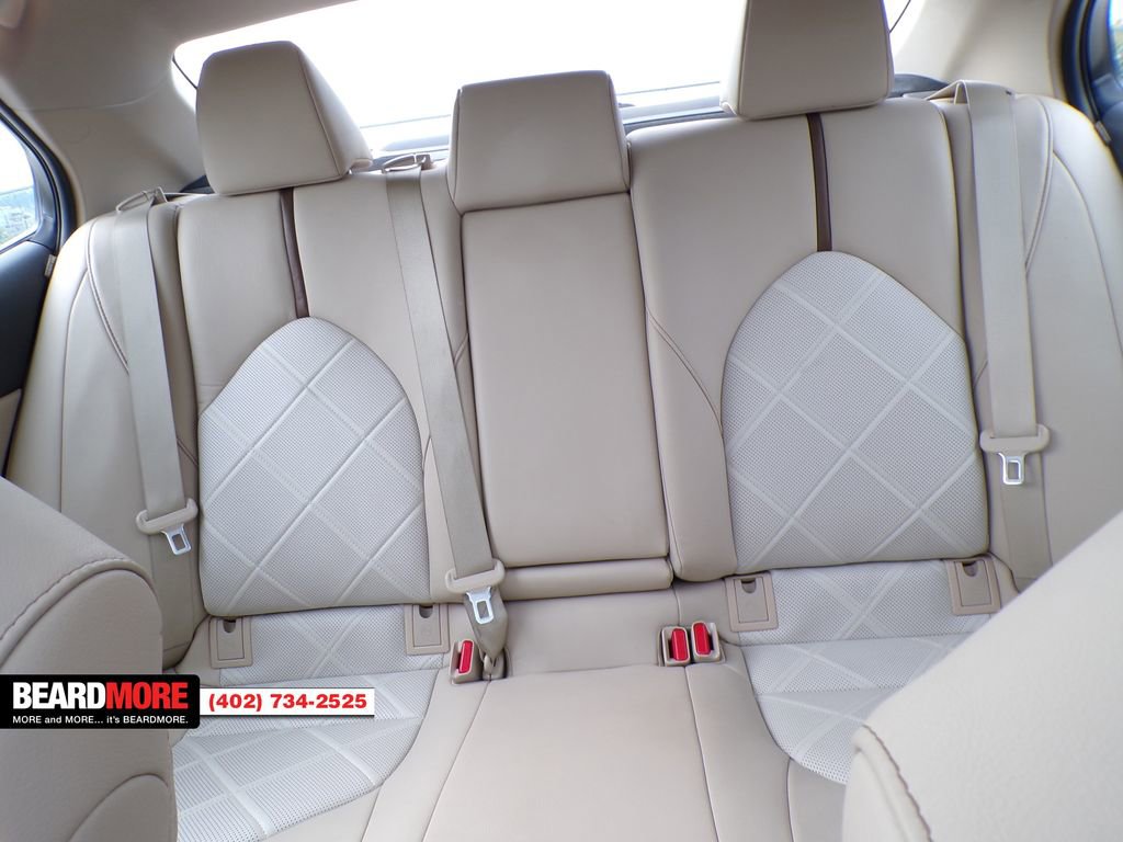 Used 2018 Toyota Camry XSE image 15