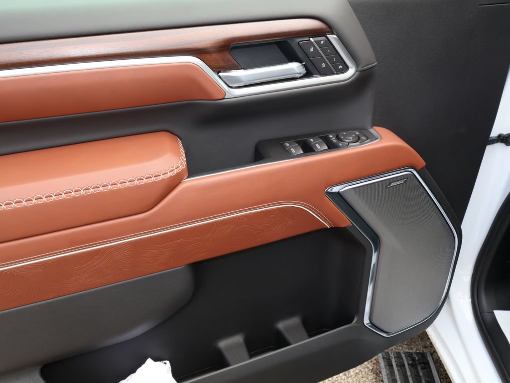 New 2026 GMC Sierra 3500 Denali Ultimate AWD/4WD image 11