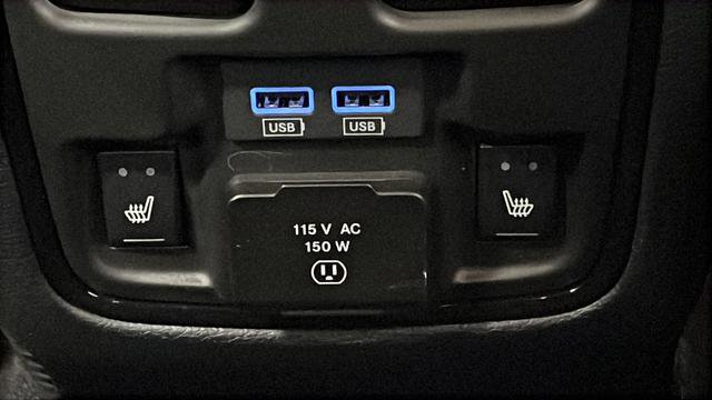 Used 2025 Dodge Durango GT image 10