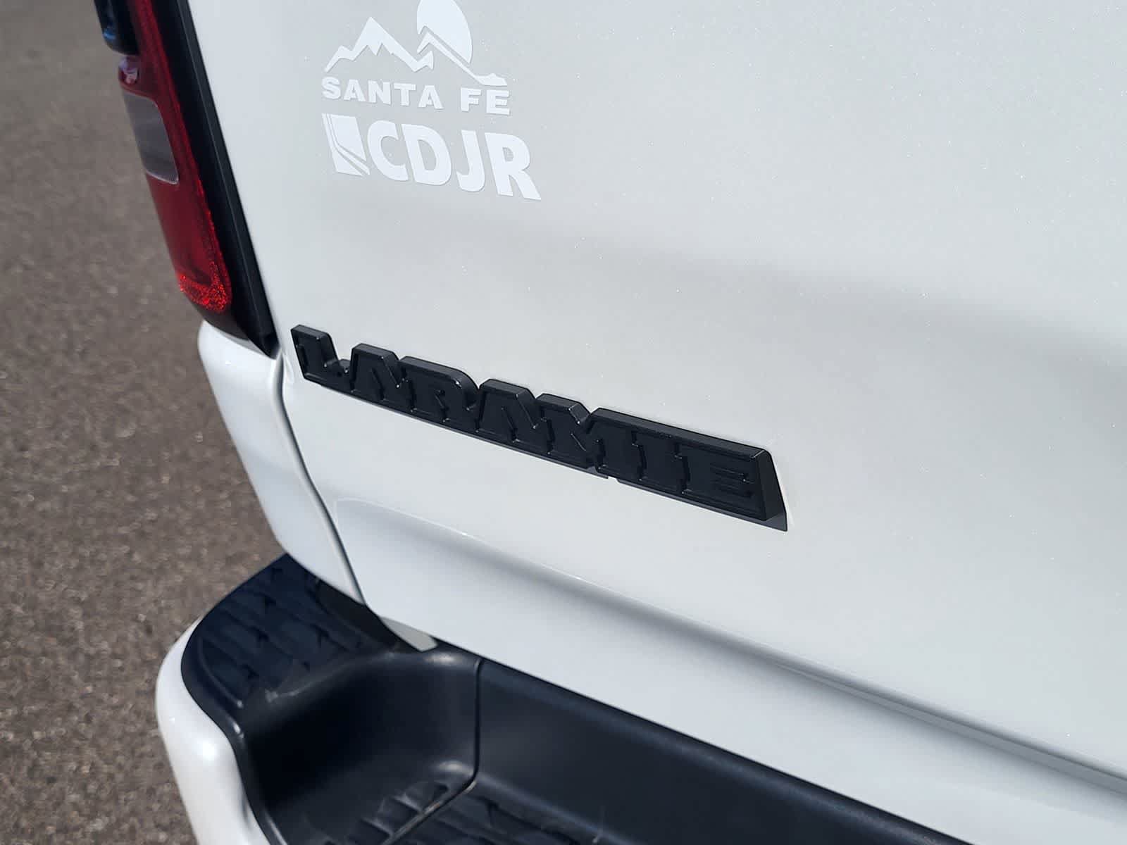Used 2024 RAM 1500 Laramie AWD/4WD image 13
