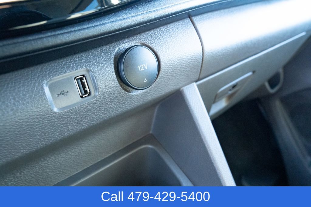 Used 2023 Ford Transit 350 XLT image 21