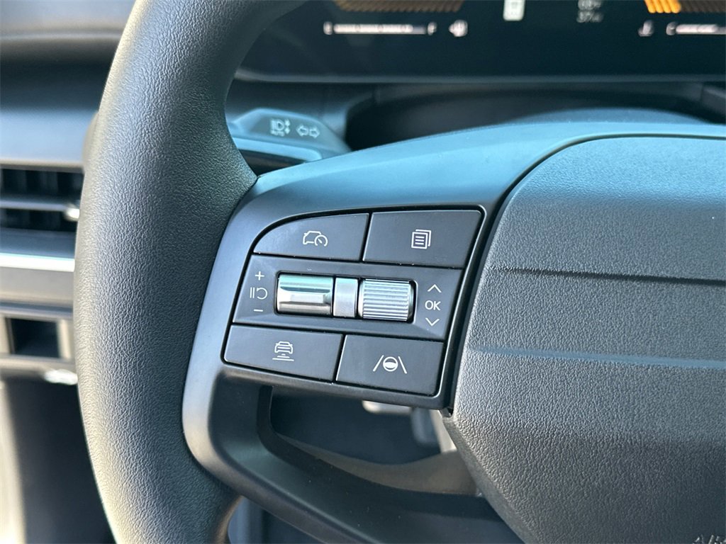 New 2025 Kia K4 LX image 16