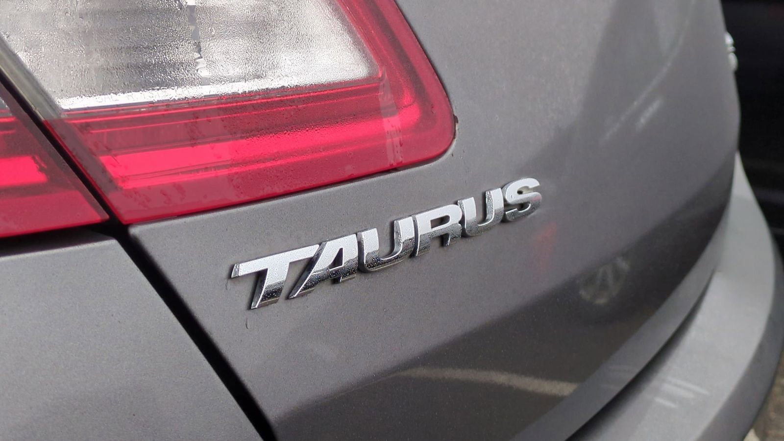 Used 2014 Ford Taurus SHO w/ Equipment Group 401A image 12