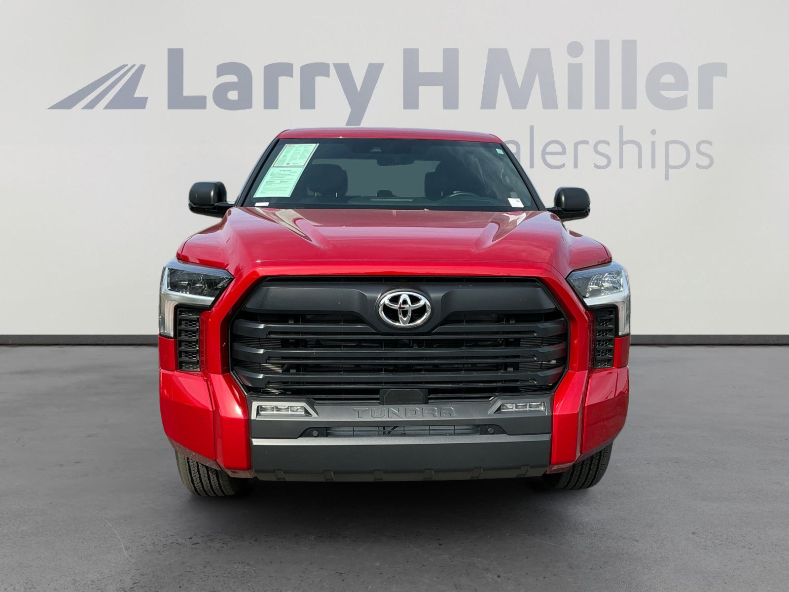 Certified 2025 Toyota Tundra SR5 AWD/4WD image 8