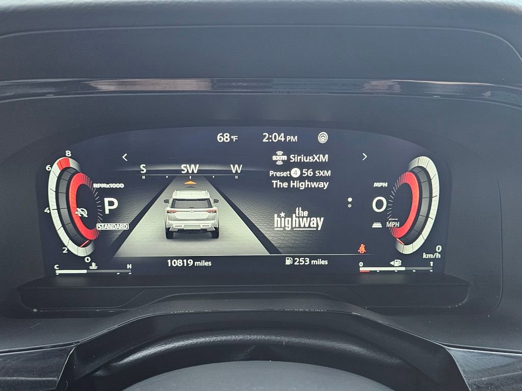 Used 2025 Nissan Pathfinder Platinum w/ Cargo Package image 25