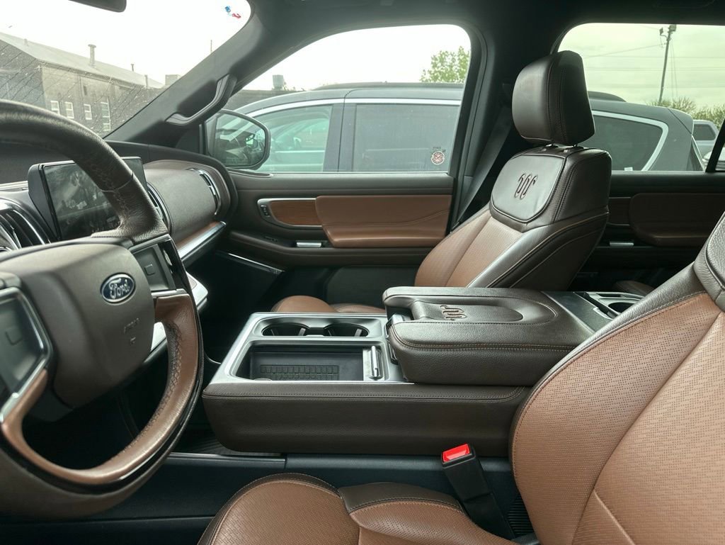 Used 2025 Ford Expedition Max King Ranch AWD/4WD image 17