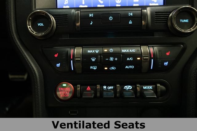Used 2020 Ford Mustang Shelby GT500 w/ Technology Package RWD image 35