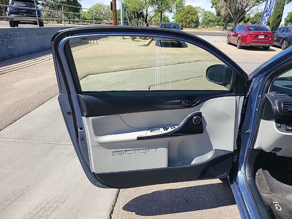 Used 2012 Scion iQ w/ Rear Speaker Pkg image 11