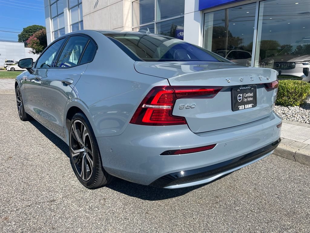 Used 2024 Volvo S60 B5 Plus w/ Climate Package AWD/4WD image 3
