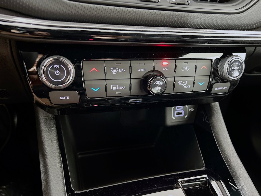 New 2026 Jeep Compass Latitude AWD/4WD image 15