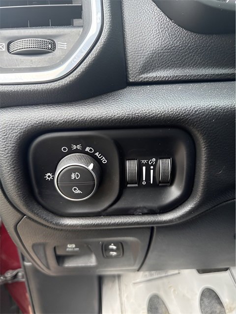 Used 2025 RAM 1500 Laramie w/ Sport Appearance Package image 15