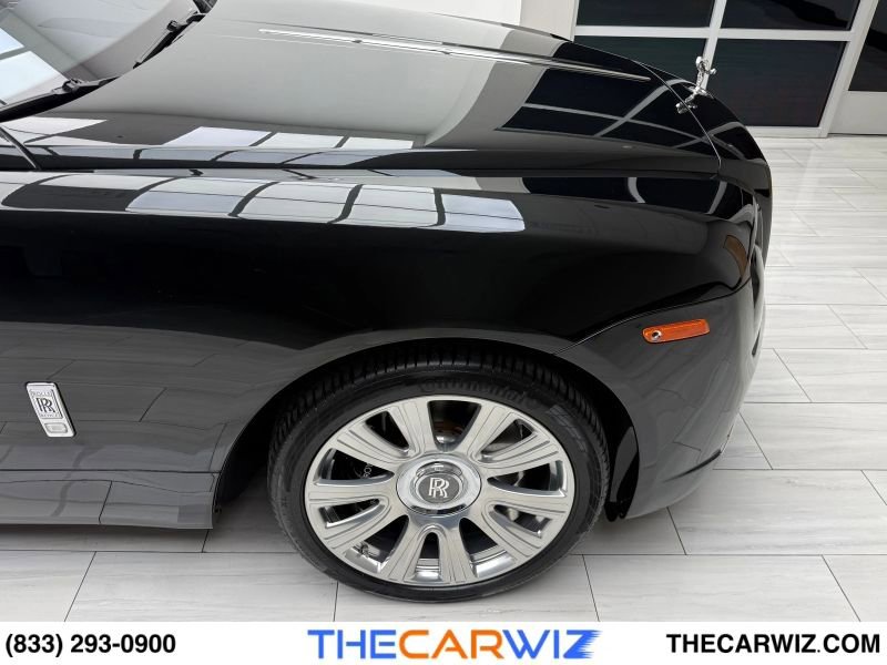 Used 2019 Rolls-Royce Dawn image 28