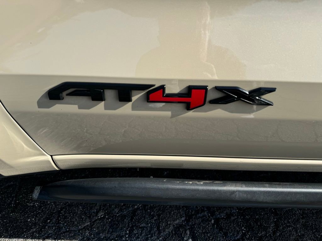 Certified 2024 GMC Canyon AT4X image 15