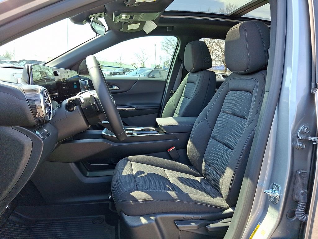 New 2026 Chevrolet Equinox LT w/ LPO, Floor Liner Package image 10