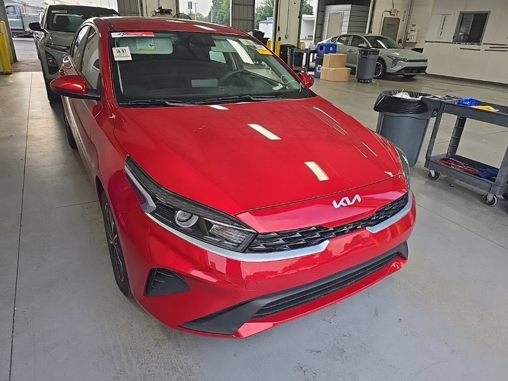 Used 2023 Kia Forte LXS FWD image 1