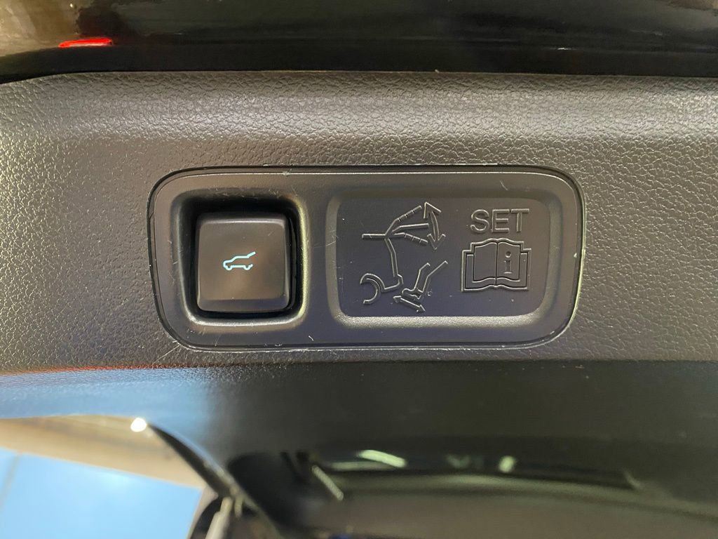 Used 2019 Ford Expedition Max Platinum image 44