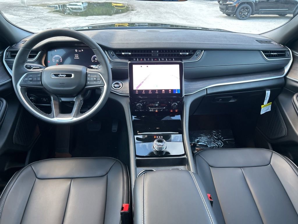 New 2025 Jeep Grand Cherokee L Limited image 34