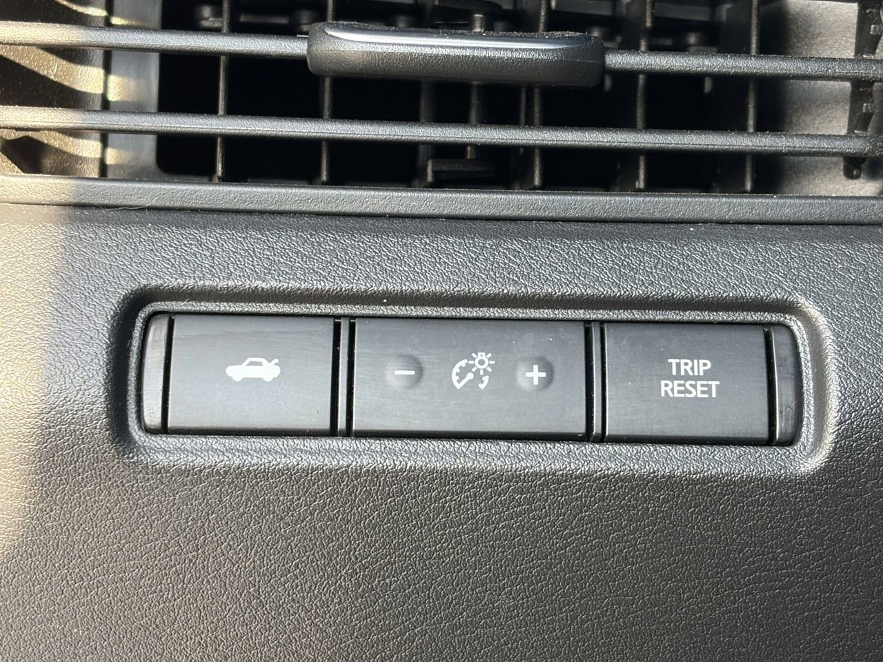 Certified 2024 Nissan Altima 2.5 SR image 22