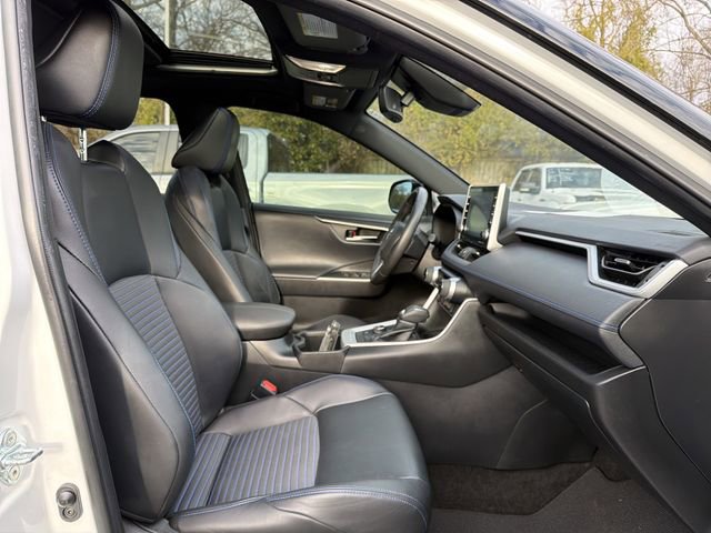 Used 2022 Toyota RAV4 XSE image 19