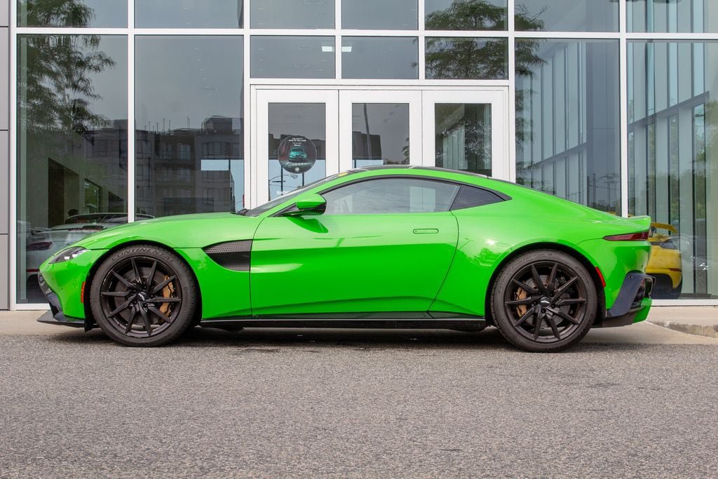 Used 2019 Aston Martin V8 Vantage Coupe RWD image 5