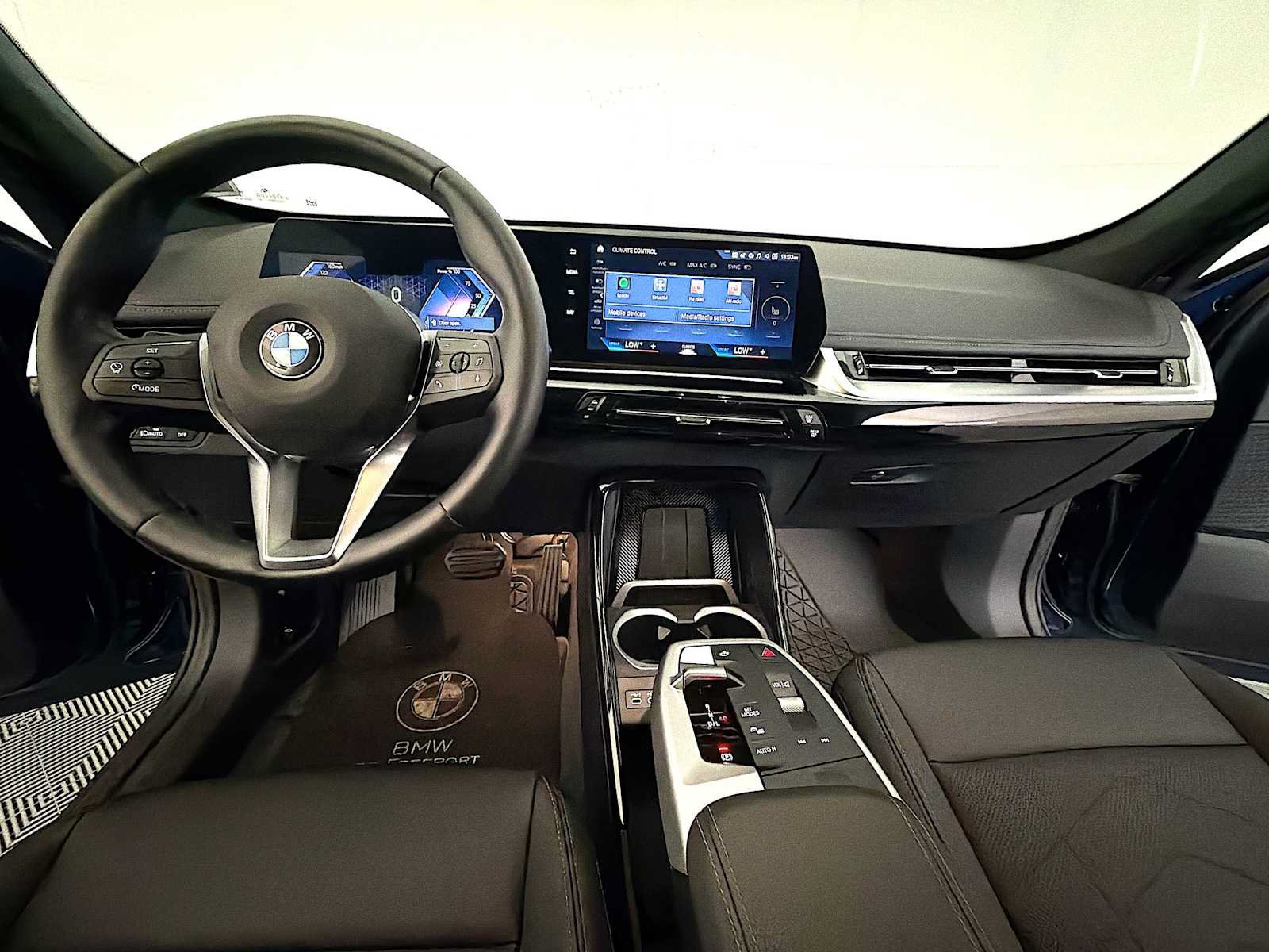 Used 2023 BMW X1 xDrive28i w/ Convenience Package AWD/4WD image 14
