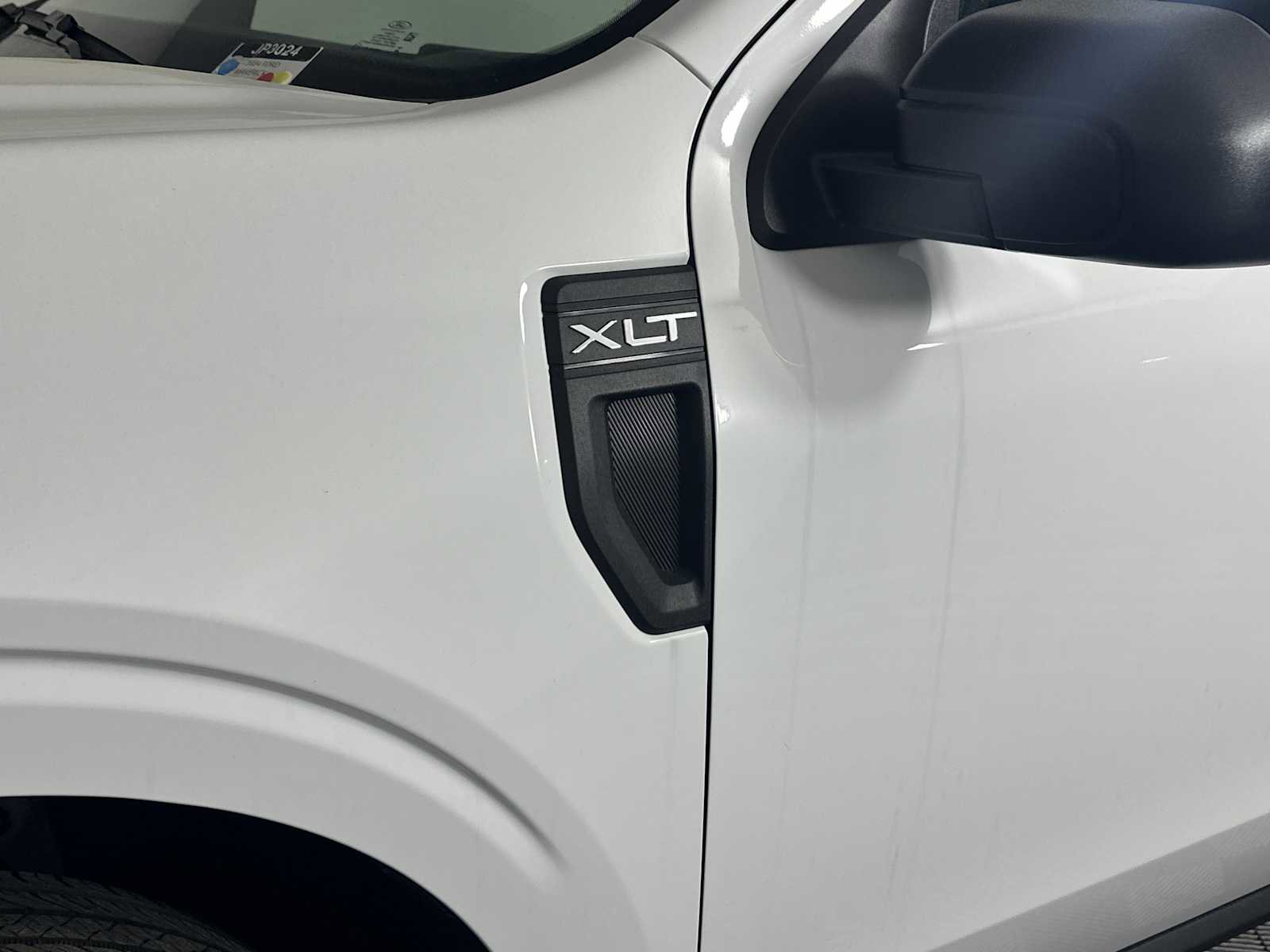 Used 2024 Ford Maverick XLT image 12