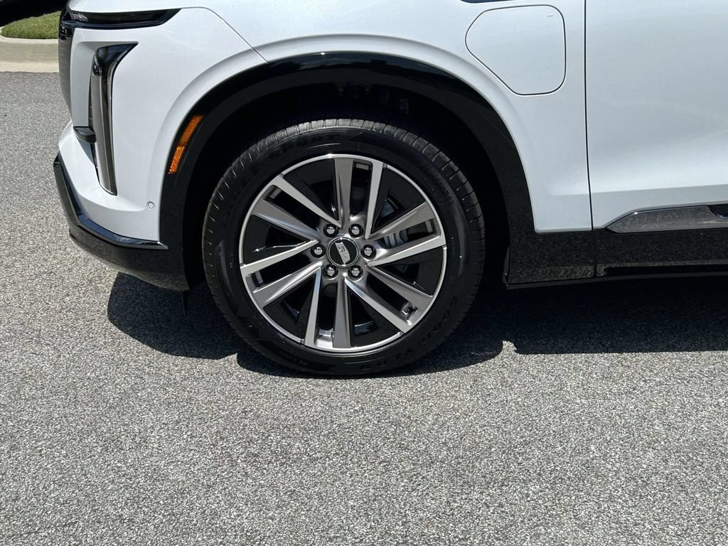 New 2027 Cadillac Vistiq Luxury AWD/4WD image 9