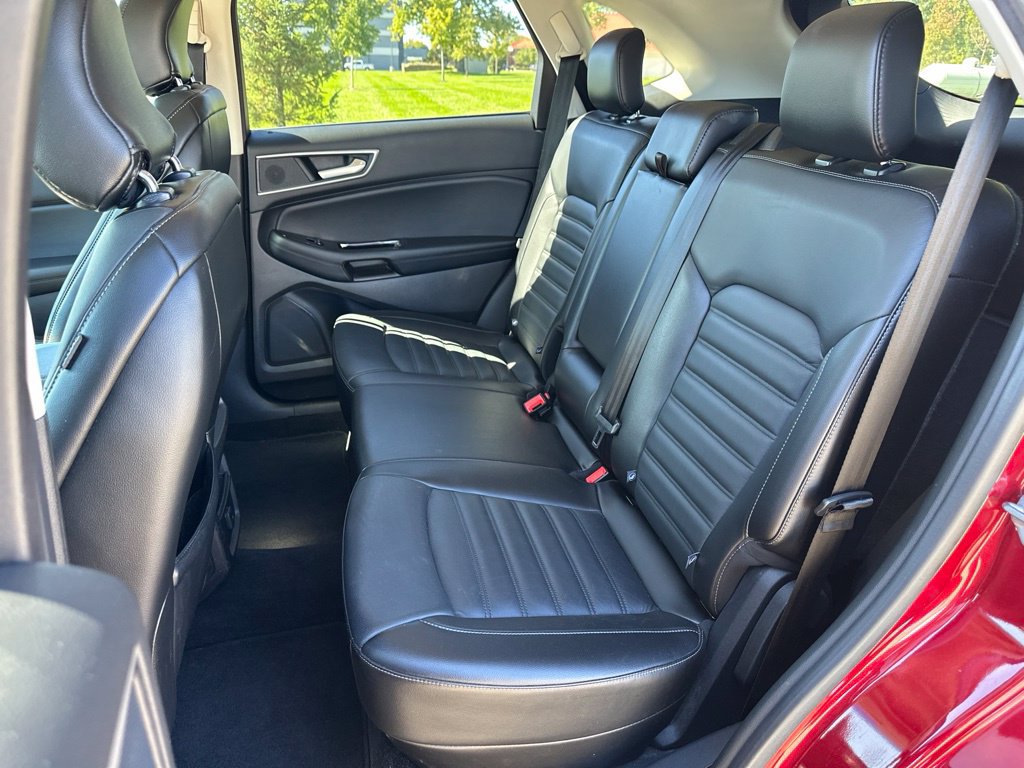 Used 2017 Ford Edge SEL w/ Equipment Group 201A AWD/4WD image 13