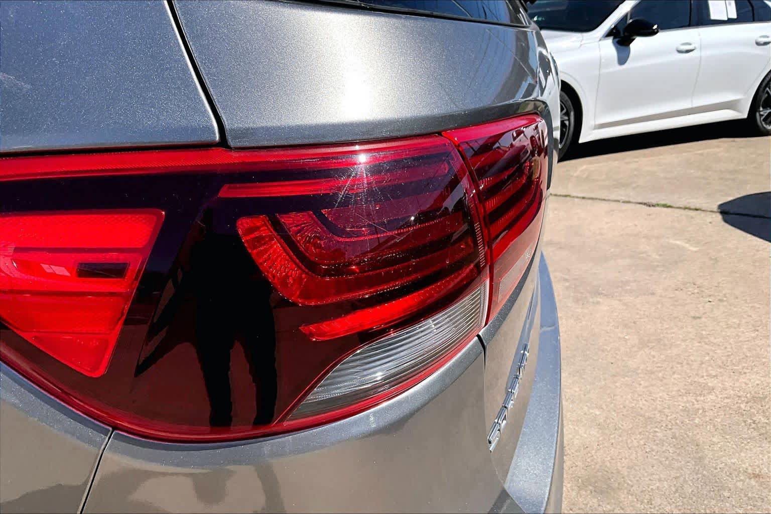 Used 2019 Kia Sorento FWD w/ LX Convenience Package image 28