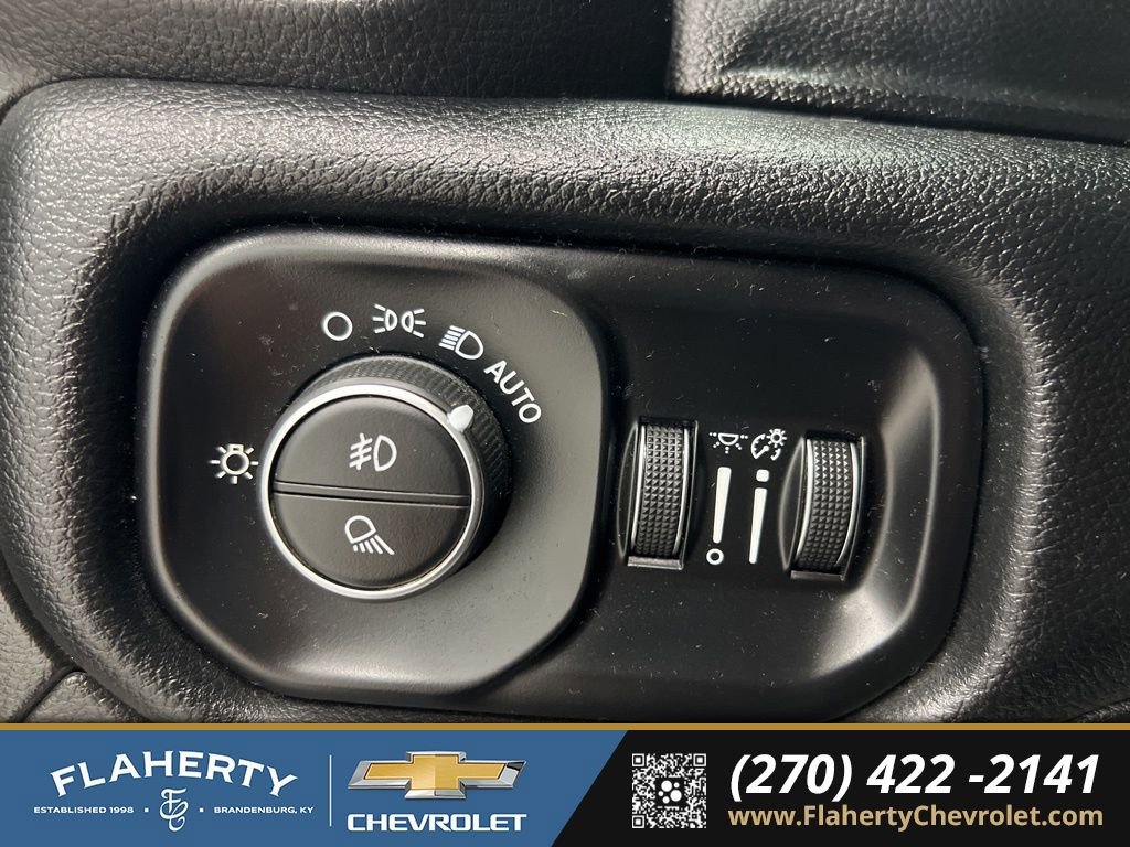 Used 2019 RAM 1500 Big Horn image 22