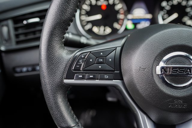 Used 2020 Nissan Rogue SL FWD image 27