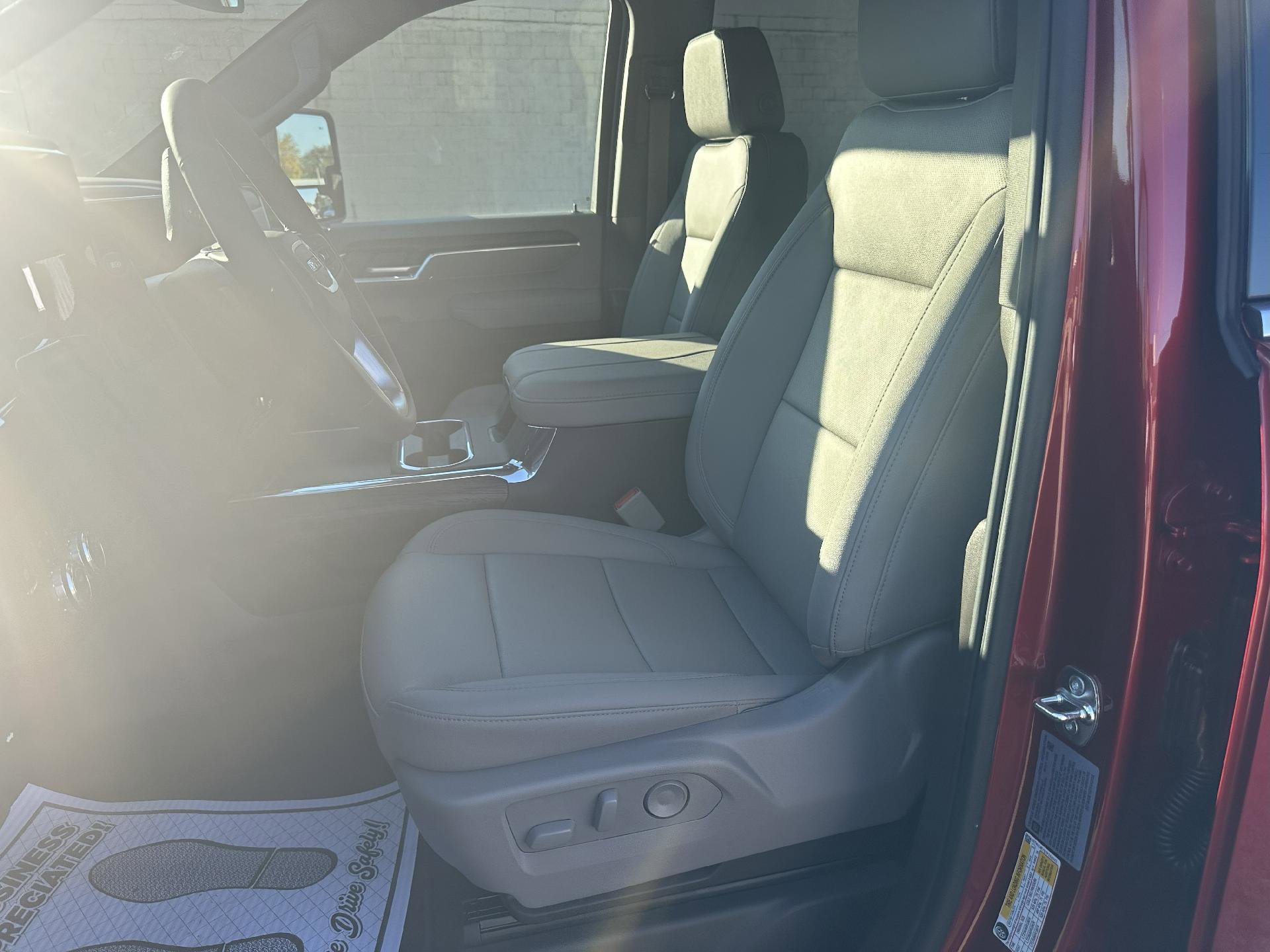 New 2026 GMC Sierra 3500 SLT w/ SLT Convenience Package image 14