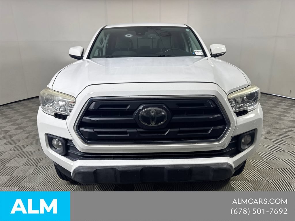 Used 2019 Toyota Tacoma SR5 RWD image 2