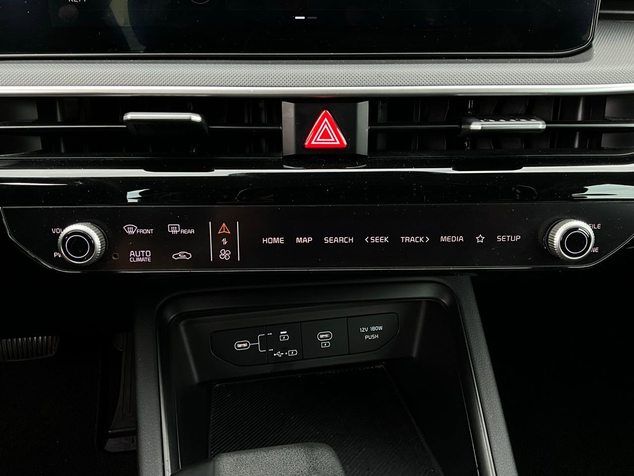 Used 2025 Kia K5 LXS image 28