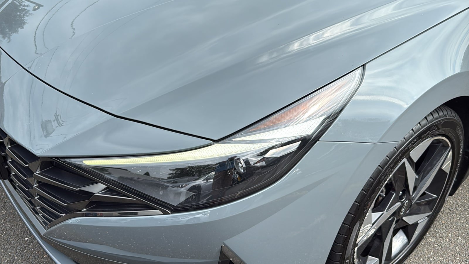 Used 2021 Hyundai Elantra Limited FWD image 8