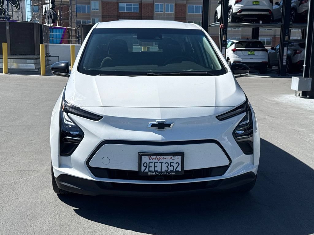 Used 2023 Chevrolet Bolt LT w/ Driver Confidence Package FWD image 2