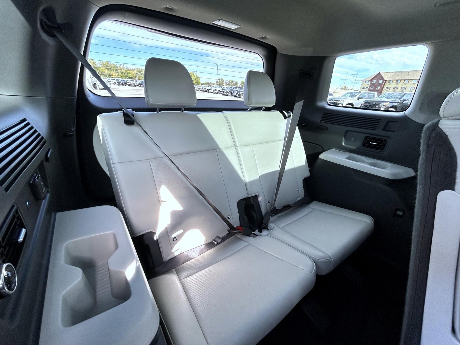 Used 2024 Hyundai Santa Fe Limited FWD image 21