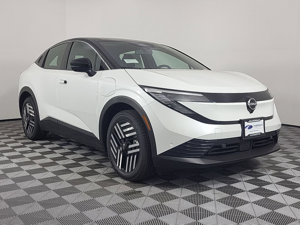 New 2026 Nissan Leaf SV+ w/ Floor Mat Package (SV+) FWD image 5