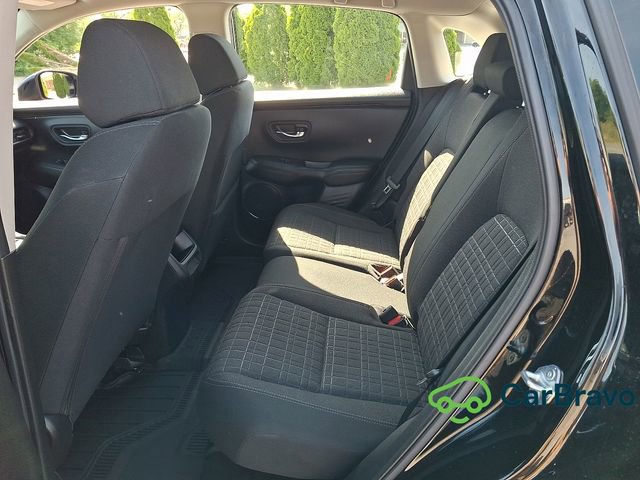 Used 2023 Honda HR-V LX image 10