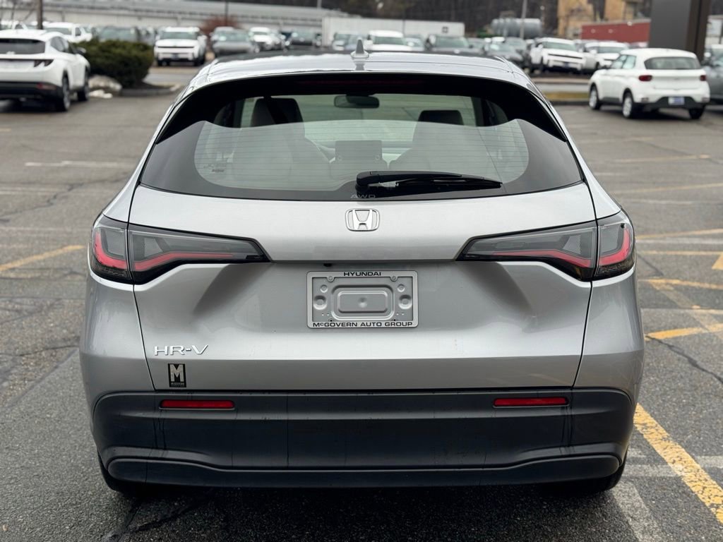 Used 2023 Honda HR-V LX image 5