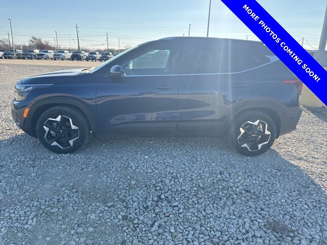 Used 2024 Kia Seltos EX image 4