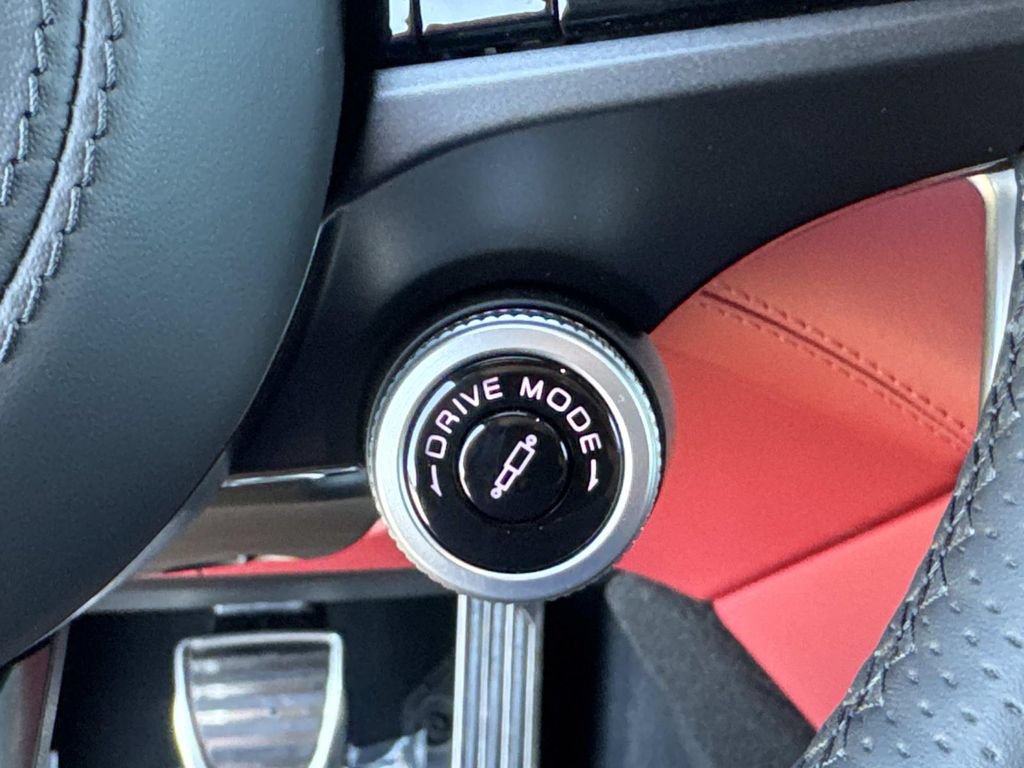 New 2026 Maserati Grecale Modena AWD/4WD image 17