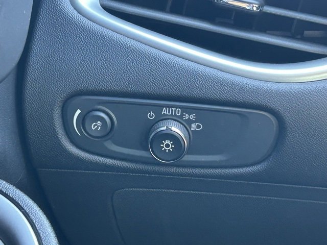 Used 2023 Chevrolet Malibu LS image 20