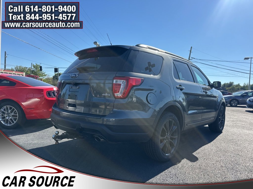 Used 2018 Ford Explorer XLT w/ Equipment Group 202A image 7