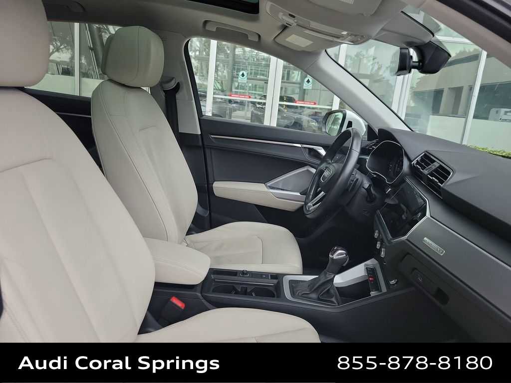 Used 2023 Audi Q3 2.0T Premium image 22